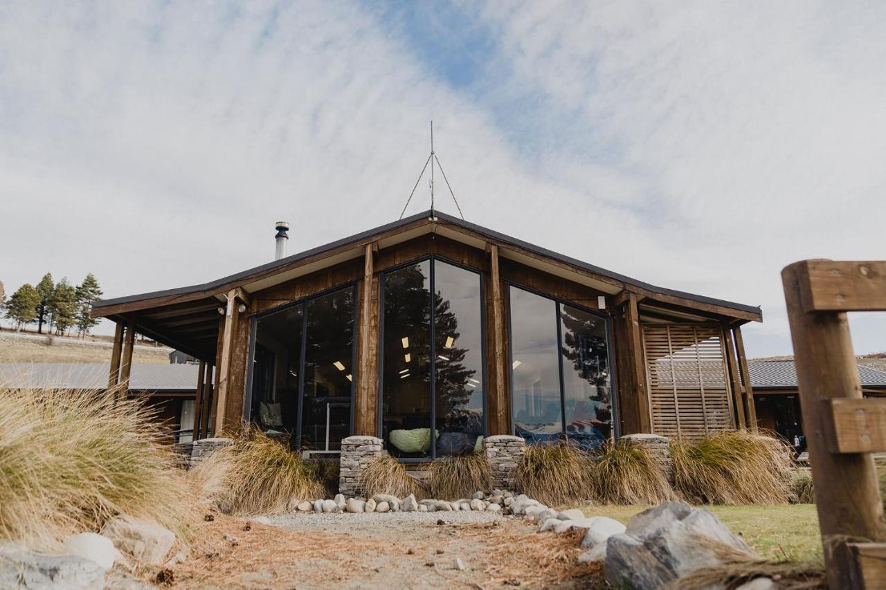 Lakes Edge Lodge Lake Tekapo Exteriör bild